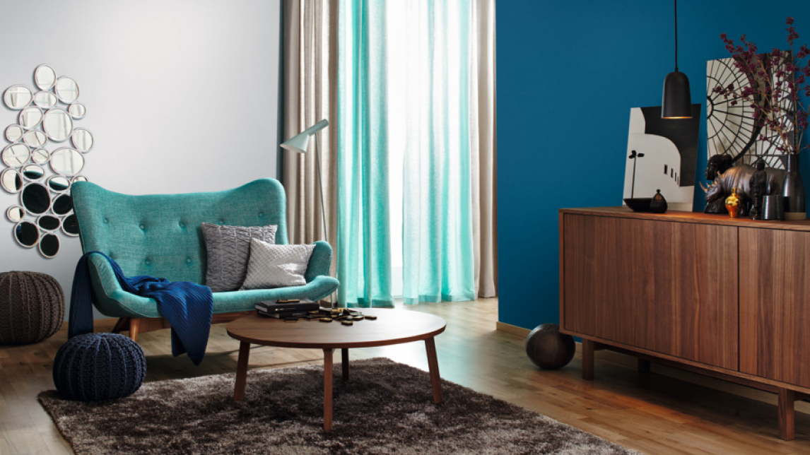 Wohnzimmer in der Trendfarbe "Rivera"