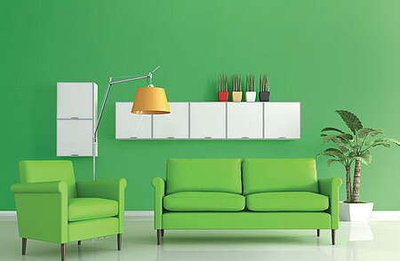 Wand und Sofa in Kleeblatt